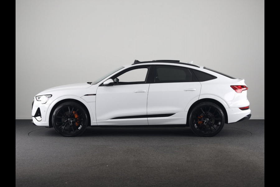 Audi e-tron Sportback 55 quattro S edition 95 kWh 408 pk | SOH 91,49% | Navigatie | Panoramadak | Parkeersensoren | Achteruitrijcamera | Elektr. voorstoelen | Lichtmetalen velgen 22" | Luchtvering | S-Line |