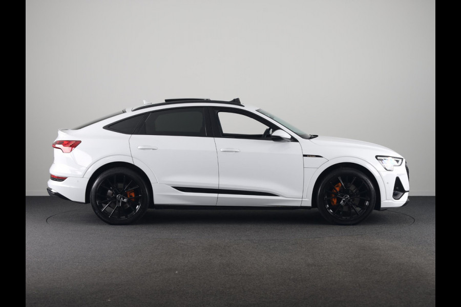 Audi e-tron Sportback 55 quattro S edition 95 kWh 408 pk | SOH 91,49% | Navigatie | Panoramadak | Parkeersensoren | Achteruitrijcamera | Elektr. voorstoelen | Lichtmetalen velgen 22" | Luchtvering | S-Line |