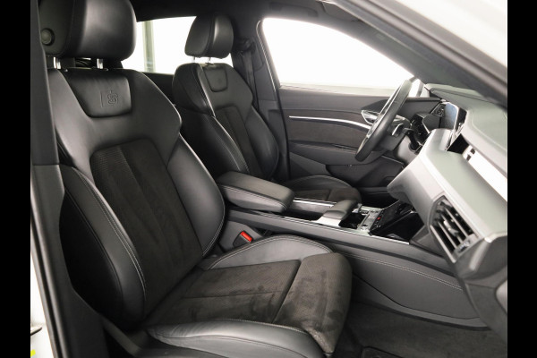 Audi e-tron Sportback 55 quattro S edition 95 kWh 408 pk | SOH 91,49% | Navigatie | Panoramadak | Parkeersensoren | Achteruitrijcamera | Elektr. voorstoelen | Lichtmetalen velgen 22" | Luchtvering | S-Line |