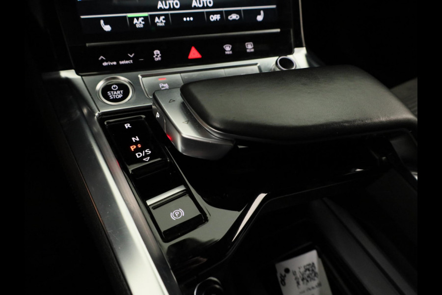 Audi e-tron Sportback 55 quattro S edition 95 kWh 408 pk | SOH 91,49% | Navigatie | Panoramadak | Parkeersensoren | Achteruitrijcamera | Elektr. voorstoelen | Lichtmetalen velgen 22" | Luchtvering | S-Line |