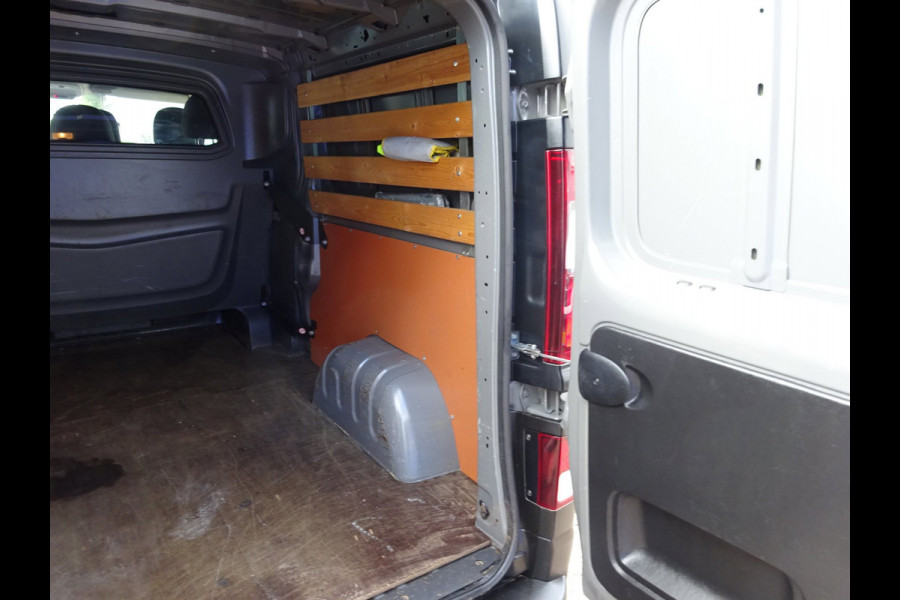Renault Trafic 1.6 dCi T29 L2H1 DUBBELE CABINE 6 PERSOONS AIRCO NAVIGATIE
