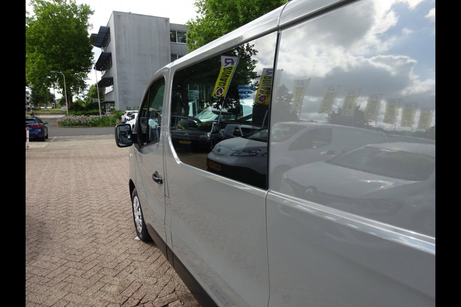 Renault Trafic 1.6 dCi T29 L2H1 DUBBELE CABINE 6 PERSOONS AIRCO NAVIGATIE
