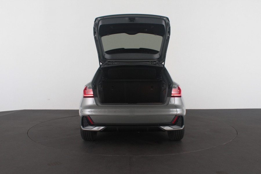 Audi A1 Sportback 30 TFSI S line > 116pk/Chronos Gray en zwart dak/17inch/stoelverwarming