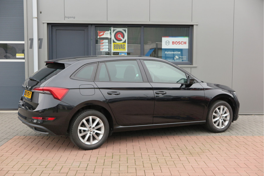 Škoda SCALA 1.0 TSI 110pk H6 Sport Business. Panoramadak , Led, Stoelverwarming, Achteruitrijcamera , PDC , Carplay , (navigatie via carplay) DAB+