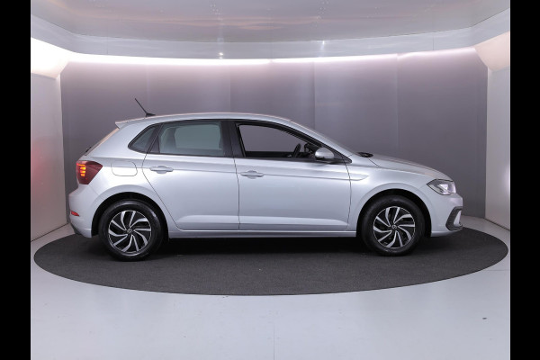 Volkswagen Polo 1.0 TSI Life 95pk  Parksensors| 15'LM-velgen| airco |
