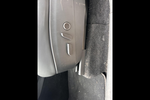Tesla Model Y RWD 58 kWh