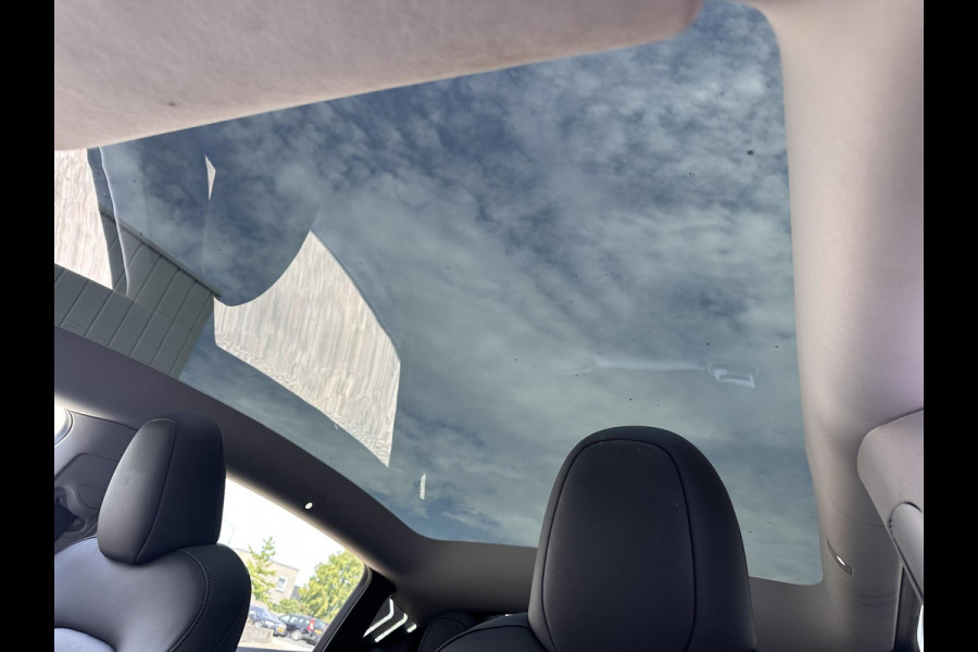 Tesla Model Y RWD 58 kWh