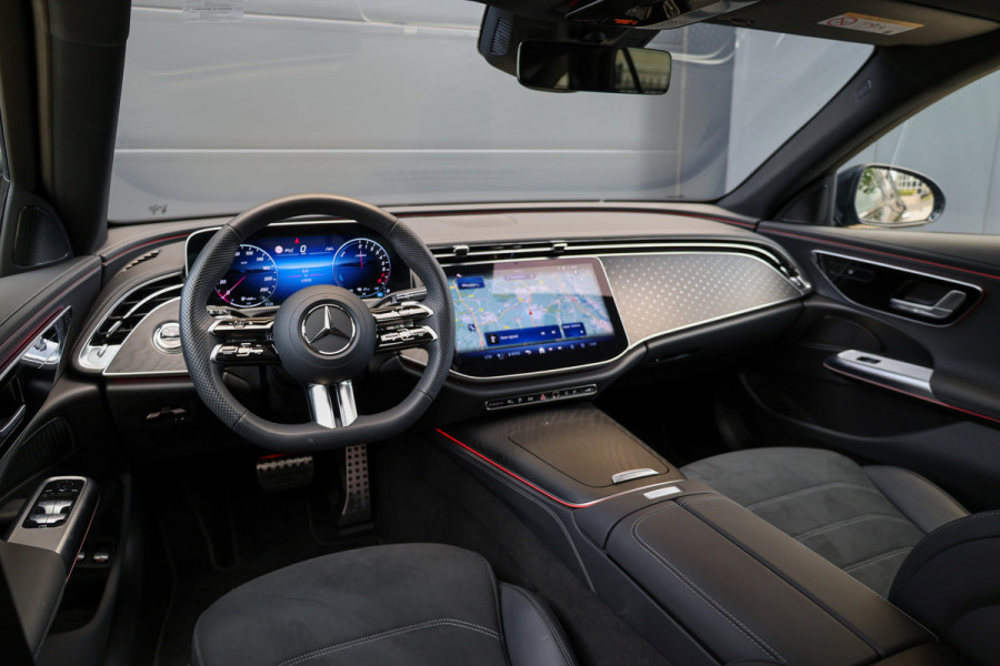 Mercedes-Benz E-Klasse Estate 300 e AMG Line | BTW | PANO | 360 | DODE HOEK | ELEK TREKHAAK |