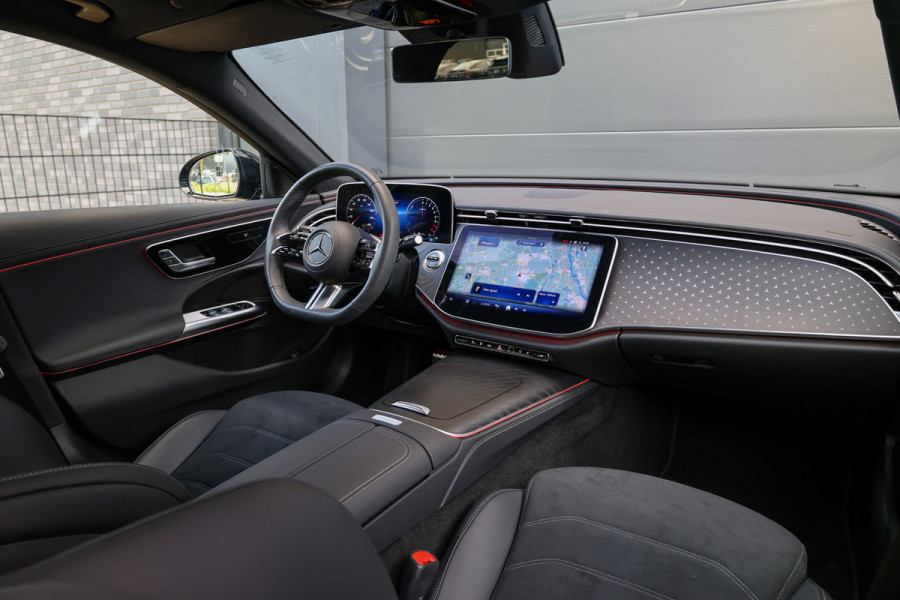 Mercedes-Benz E-Klasse Estate 300 e AMG Line | BTW | PANO | 360 | DODE HOEK | ELEK TREKHAAK |