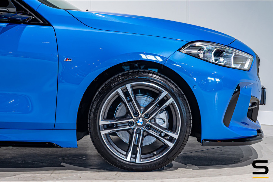 BMW 1-serie 118i|M-sport|Leder|Sportstoelen|Shadow Line|LED