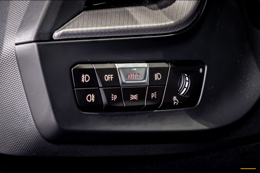 BMW 1-serie 118i|M-sport|Leder|Sportstoelen|Shadow Line|LED