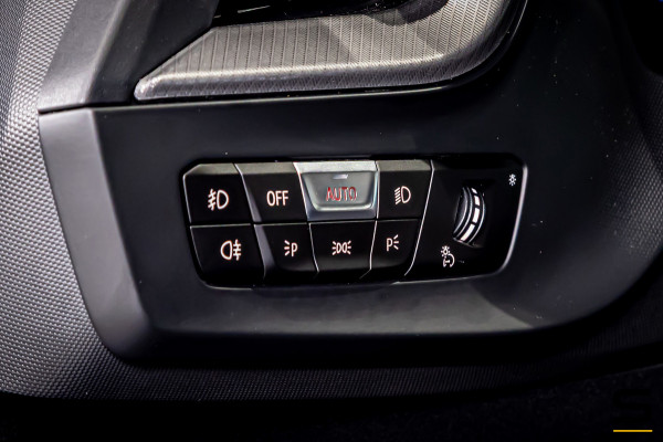 BMW 1-serie 118i|M-sport|Leder|Sportstoelen|Shadow Line|LED