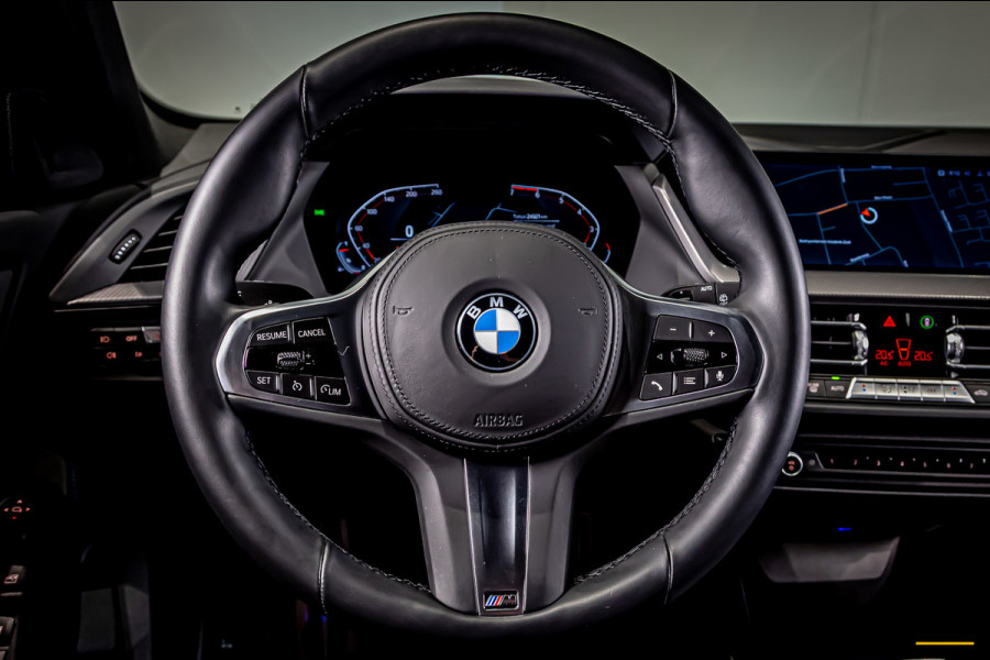 BMW 1-serie 118i|M-sport|Leder|Sportstoelen|Shadow Line|LED