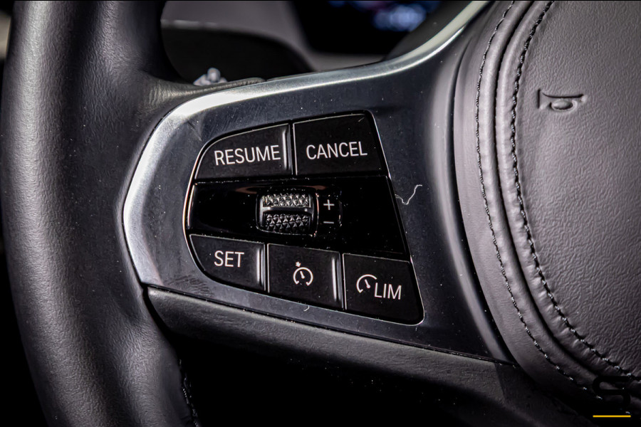 BMW 1-serie 118i|M-sport|Leder|Sportstoelen|Shadow Line|LED
