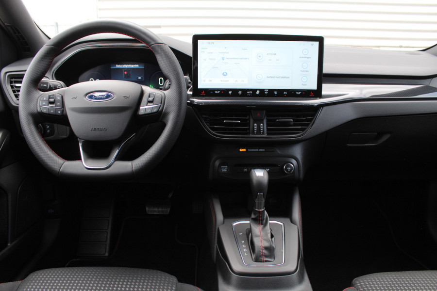 Ford FOCUS Wagon 1.0 EcoBoost Hybrid ST Line X | BLIS | Head-Up | Trekhaak | Adaptieve cruise