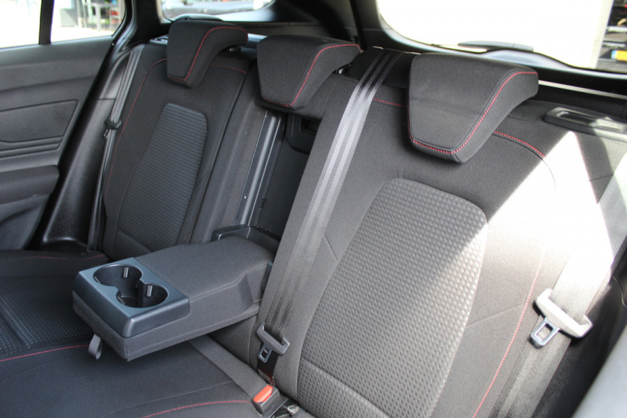 Ford FOCUS Wagon 1.0 EcoBoost Hybrid ST Line X | BLIS | Head-Up | Trekhaak | Adaptieve cruise