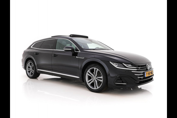 Volkswagen Arteon Shooting Brake 1.4 TSI eHybrid R-Line Business (Plug-in) {SoH-90%} (INCL-BTW) *PANO | LEATHER-ARTVELOURS | FULL-LED | CAMERA | ADAPTIVE-CRUISE | HEATED-SPORTSEATS | KEYLESS | NAVI-FULLMAP | PRIVACYGLASS | SHIFTPADDLES | DIGI-COCKPIT | TOWBAR | 18''ALU*
