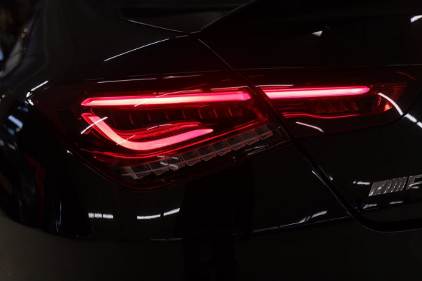 Mercedes-Benz CLA-Klasse AMG 35 4MATIC PANO/CARPLAY/BUR/SFEER/STOELVER/VOLL