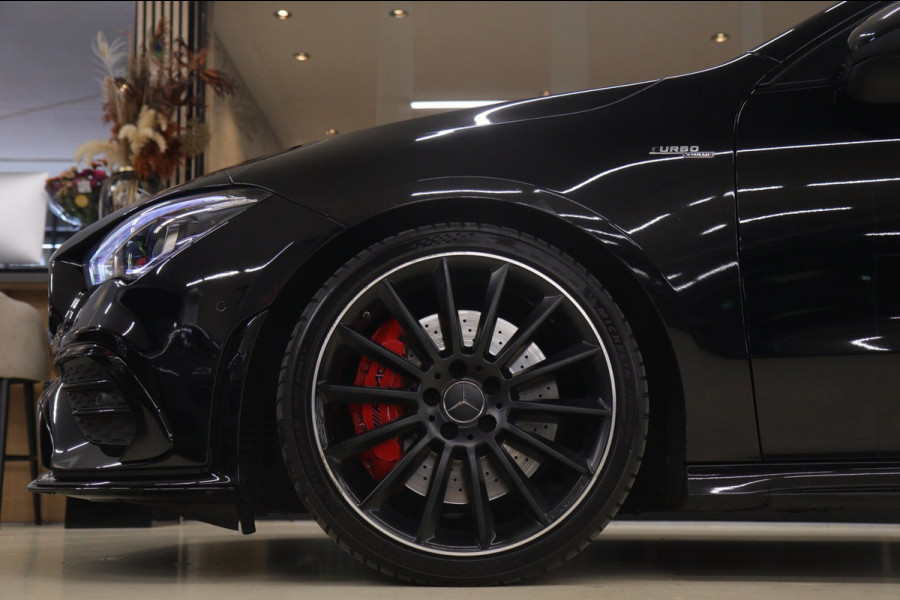 Mercedes-Benz CLA-Klasse AMG 35 4MATIC PANO/CARPLAY/BUR/SFEER/STOELVER/VOLL