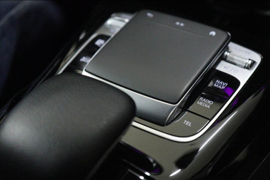 Mercedes-Benz CLA-Klasse AMG 35 4MATIC PANO/CARPLAY/BUR/SFEER/STOELVER/VOLL