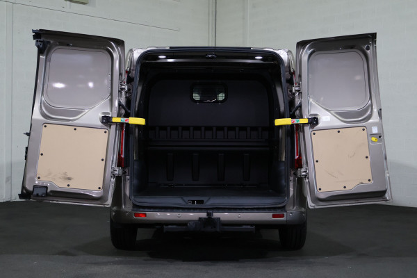 Ford Transit Custom 2.0 TDci 170pk L2 H1 Sport DC