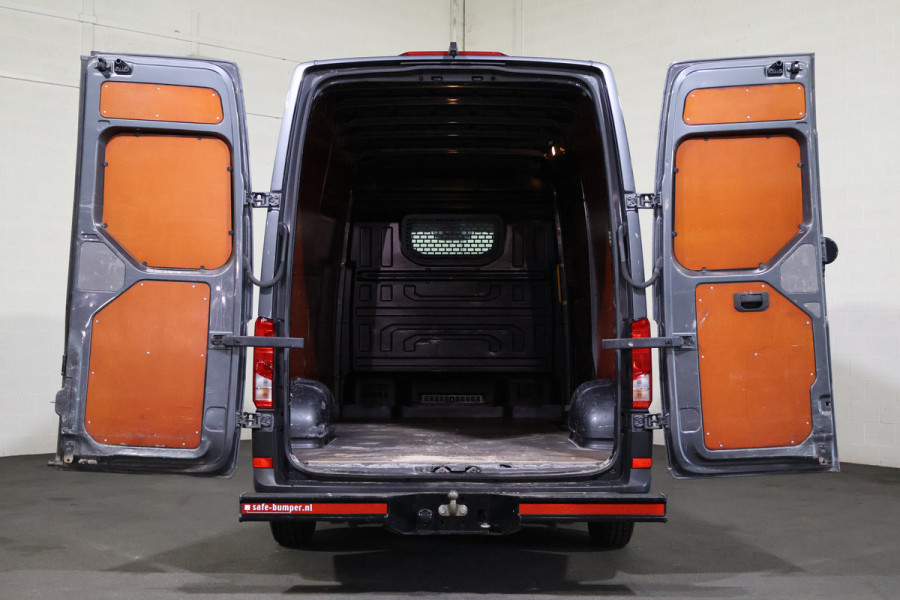 Volkswagen Crafter 2.0 TDI 177pk L3 H3 Automaat Led Safebumper