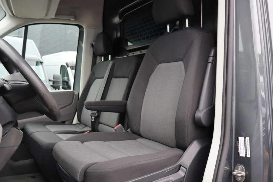 Volkswagen Crafter 2.0 TDI 177pk L3 H3 Automaat Led Safebumper