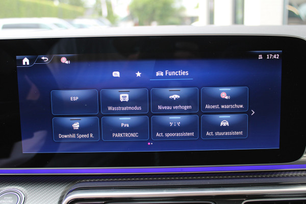 Mercedes-Benz V-Klasse 300d / DC / AMG / 4-Matic / Luchtvering / Panorama / 360 Cam / Burmester / Vol Opties / NIEUWSTAAT
