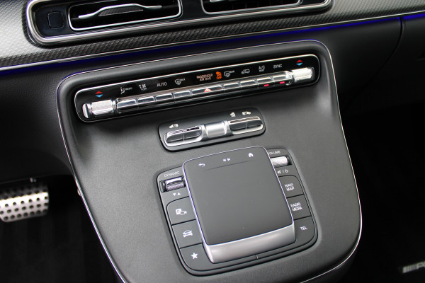 Mercedes-Benz V-Klasse 300d / DC / AMG / 4-Matic / Luchtvering / Panorama / 360 Cam / Burmester / Vol Opties / NIEUWSTAAT