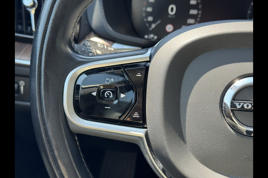Volvo XC60 2.0 B5 Inscription | Leder, Carplay/Android, Memory, 360 Camera, Scandinavian Line, ACC, Stoel+Stuurverw., | 1e Eig. |