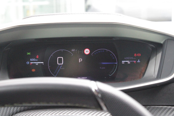 Peugeot 208 1.2 Hybrid 145PK AUTOMAAT GT | CAMERA VOOR + ACHTER | NAVIGATIE | DRAADLOZE APPLE CARPLAY/ANDROID AUTO | FULL LED KOPLAMPEN | LICHTMETALEN VELGEN 17" | DODEHOEK DETECTIE | DRAADLOZE TELEFOONLADER | KEYLESS ENTRY/START | DAB+ RADIO | ADAPTIVE CRUISE CONTROL | CLIMATE CONTROL |