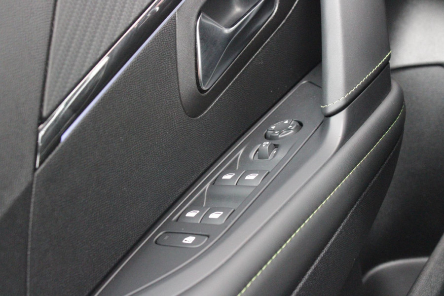 Peugeot 208 1.2 Hybrid 145PK AUTOMAAT GT | CAMERA VOOR + ACHTER | NAVIGATIE | DRAADLOZE APPLE CARPLAY/ANDROID AUTO | FULL LED KOPLAMPEN | LICHTMETALEN VELGEN 17" | DODEHOEK DETECTIE | DRAADLOZE TELEFOONLADER | KEYLESS ENTRY/START | DAB+ RADIO | ADAPTIVE CRUISE CONTROL | CLIMATE CONTROL |