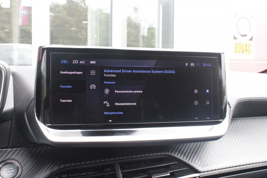 Peugeot 208 1.2 Hybrid 145PK AUTOMAAT GT | CAMERA VOOR + ACHTER | NAVIGATIE | DRAADLOZE APPLE CARPLAY/ANDROID AUTO | FULL LED KOPLAMPEN | LICHTMETALEN VELGEN 17" | DODEHOEK DETECTIE | DRAADLOZE TELEFOONLADER | KEYLESS ENTRY/START | DAB+ RADIO | ADAPTIVE CRUISE CONTROL | CLIMATE CONTROL |