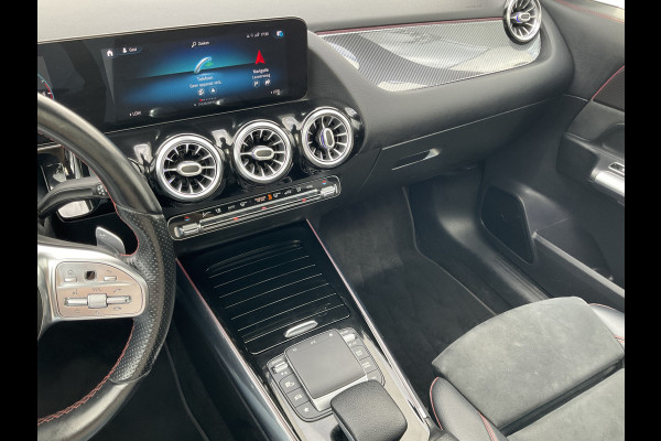 Mercedes-Benz GLA 200 D Solution AMG Memory Pano.dak Stoelverw. Business Orig.NL Dealer-Onderhouden!