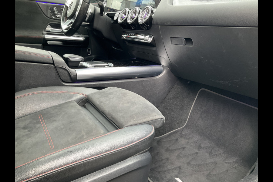 Mercedes-Benz GLA 200 D Solution AMG Memory Pano.dak Stoelverw. Business Orig.NL Dealer-Onderhouden!