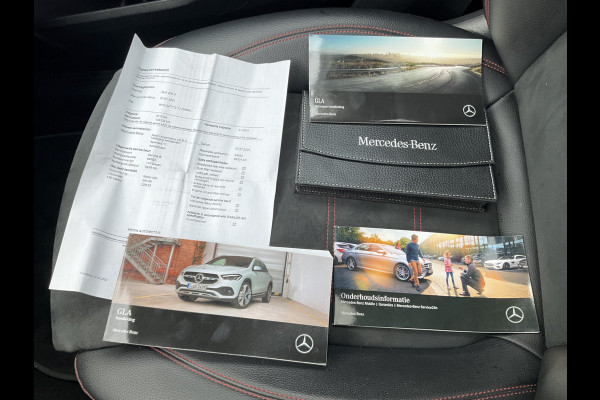 Mercedes-Benz GLA 200 D Solution AMG Memory Pano.dak Stoelverw. Business Orig.NL Dealer-Onderhouden!