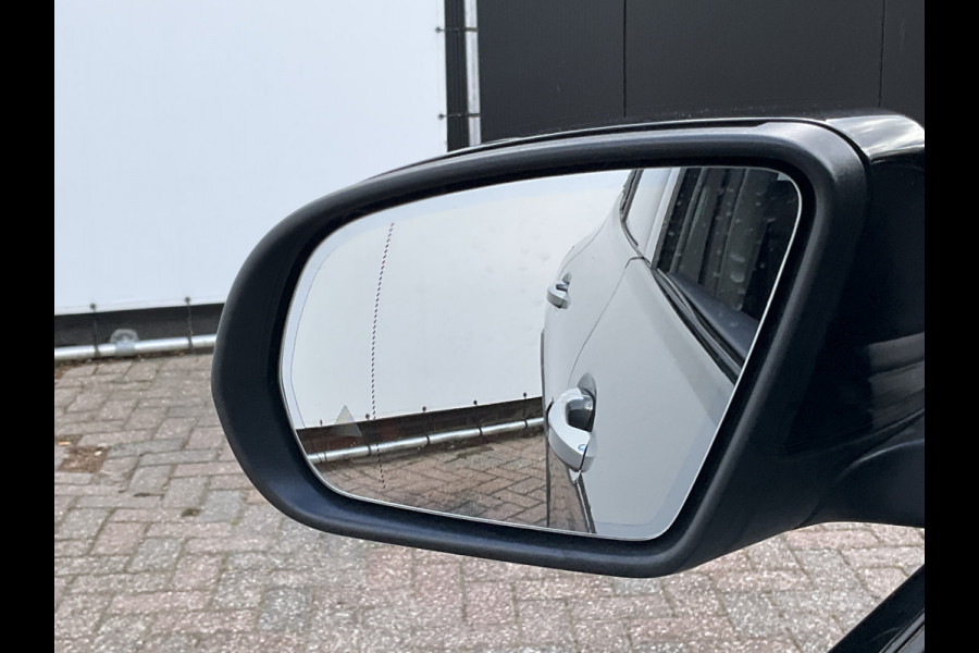 Mercedes-Benz GLA 200 D Solution AMG Memory Pano.dak Stoelverw. Business Orig.NL Dealer-Onderhouden!