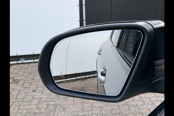 Mercedes-Benz GLA 200 D Solution AMG Memory Pano.dak Stoelverw. Business Orig.NL Dealer-Onderhouden!
