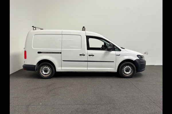Volkswagen Caddy 2.0 TDI L2 Maxi Parkersensoren Stoelverwarming Airco Trekhaak Cruise Control