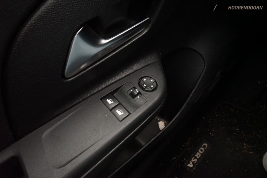 Opel Corsa 1.2 GS Line Sport (APPLE CARPLAY,LED VERLICHTING,PARKEERSENSOREN,SPORTSTOELEN,CLIMATE,CRUISE,TOPCONDITIE)