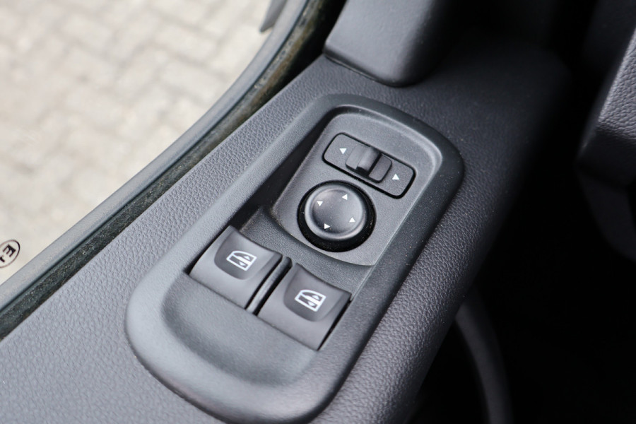 Opel Movano 2.3 CDti Bakwagen Spiegelbak met Laadklep
