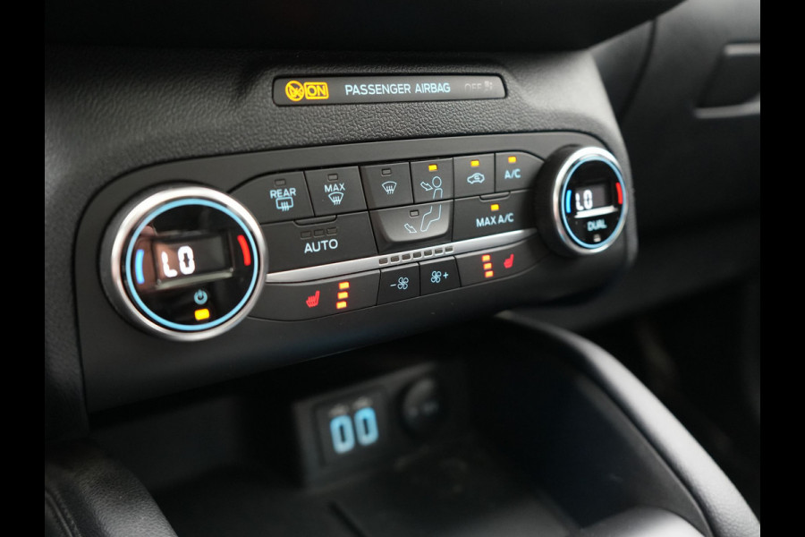 Ford Kuga 2.5 Titanium X PHEV 225pk Dealer O.H. | Panodak | Adaptive Cruise | 360 Camera | Blis | Bang & Olufsen | Head Up | Sportstoelen Verwarmd | Pilot Assist | Keyless | Apple Carplay | Navigatie | Virtual | DAB | Plug In Hybrid |