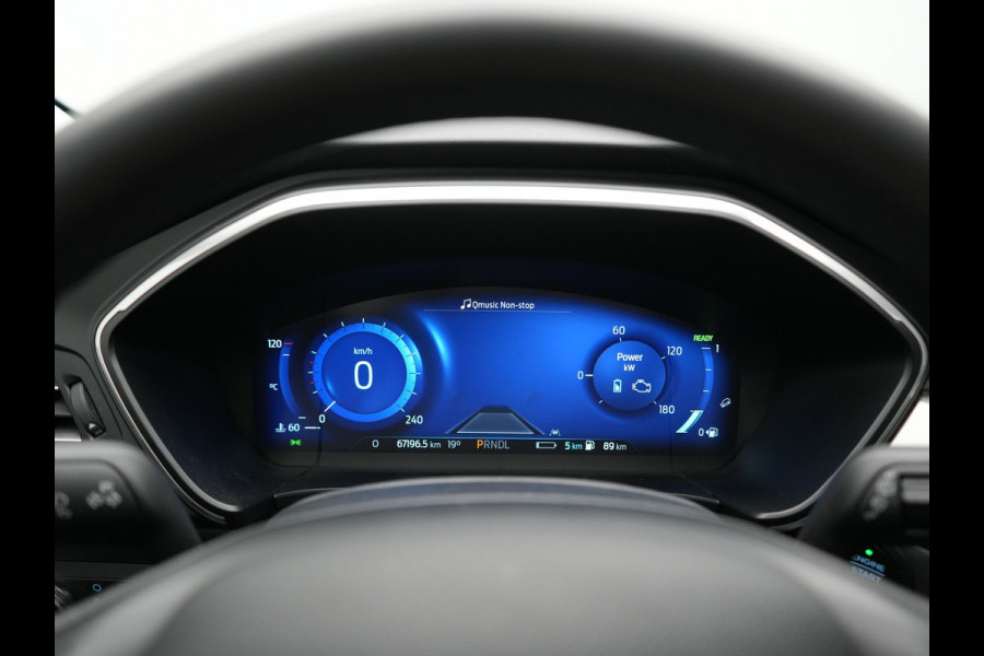 Ford Kuga 2.5 Titanium X PHEV 225pk Dealer O.H. | Panodak | Adaptive Cruise | 360 Camera | Blis | Bang & Olufsen | Head Up | Sportstoelen Verwarmd | Pilot Assist | Keyless | Apple Carplay | Navigatie | Virtual | DAB | Plug In Hybrid |