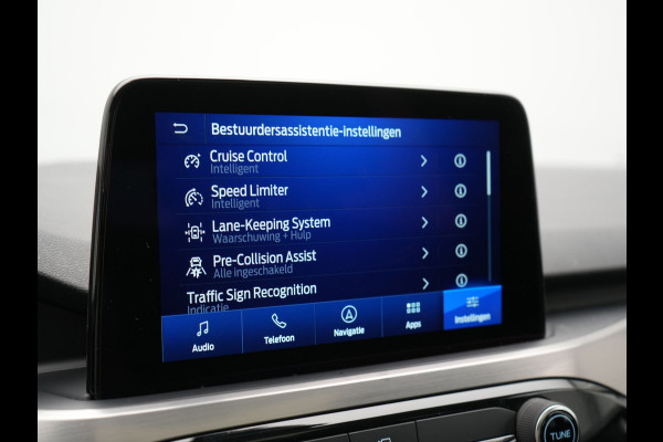Ford Kuga 2.5 Titanium X PHEV 225pk Dealer O.H. | Panodak | Adaptive Cruise | 360 Camera | Blis | Bang & Olufsen | Head Up | Sportstoelen Verwarmd | Pilot Assist | Keyless | Apple Carplay | Navigatie | Virtual | DAB | Plug In Hybrid |