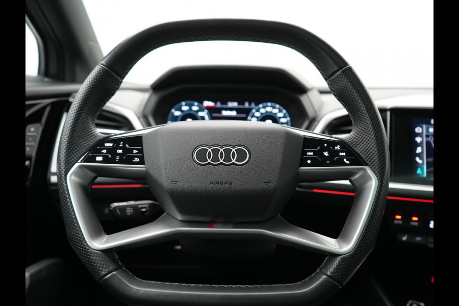 Audi Q4 e-tron 50 Quattro Edition One 2x S Line 77 kWh 300pk Dealer O.H. | Panodak | Head Up | Adaptive Cruise | Matrix LED | Camera | Lederen Sportstoelen Memory & Verwarmd | Keyless | Apple Carplay | Blis | DAB | 21"L.M |