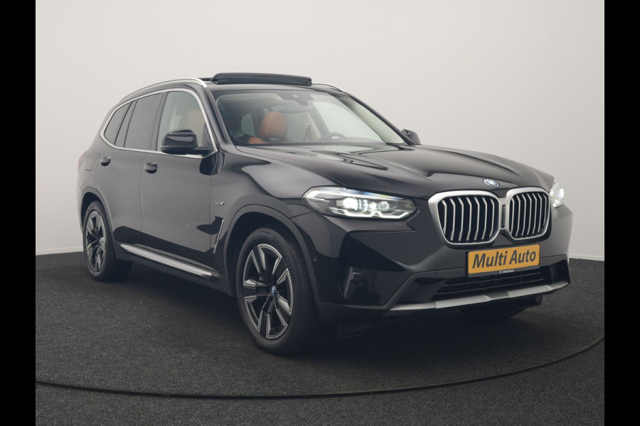 BMW X3 xDrive30e High Executive FACELIFT PHEV 293pk Dealer O.H. | Panodak | Camera | Lederen Sportstoelen Verwarmd | Apple Carplay | Park Assist | Navigatie | DAB | Cruise Control | 19"L.M | Plug In Hybrid |