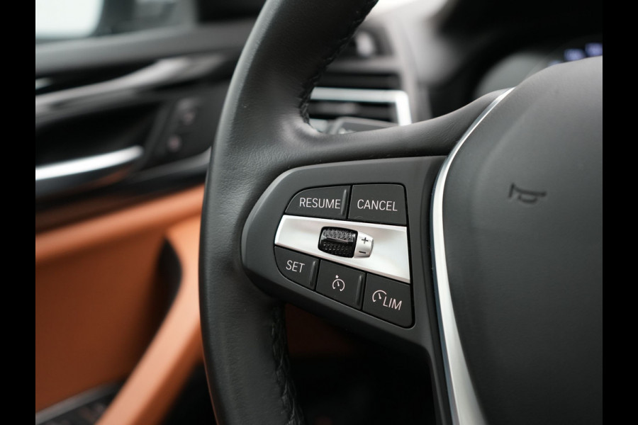 BMW X3 xDrive30e High Executive FACELIFT PHEV 293pk Dealer O.H. | Panodak | Camera | Lederen Sportstoelen Verwarmd | Apple Carplay | Park Assist | Navigatie | DAB | Cruise Control | 19"L.M | Plug In Hybrid |