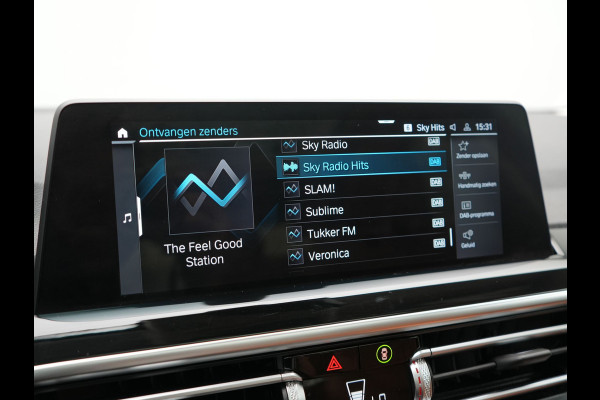 BMW X3 xDrive30e High Executive FACELIFT PHEV 293pk Dealer O.H. | Panodak | Camera | Lederen Sportstoelen Verwarmd | Apple Carplay | Park Assist | Navigatie | DAB | Cruise Control | 19"L.M | Plug In Hybrid |