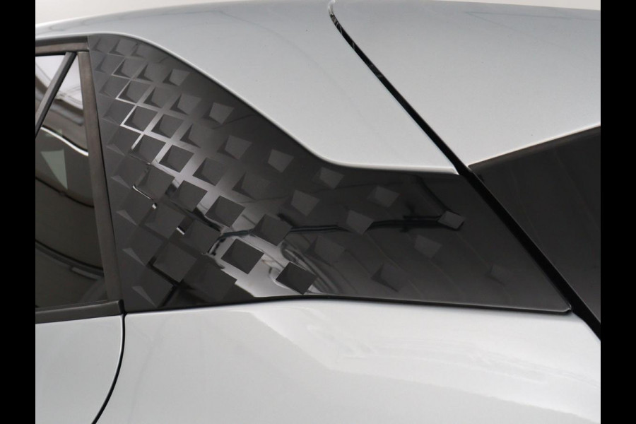 CUPRA Born Business 62 kWh | SOH 91.0% | Panoramadak | Adaptive cruise | Camera | Park assist | Stuur/stoel verwarming | Sfeerverlichting | Full LED |