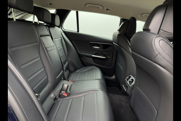 Mercedes-Benz C-Klasse Estate 300 e Luxury Line, vol leder, elect bedienbare trekhaak, sfeerverl. 1 e eigenaar, NL auto met nap